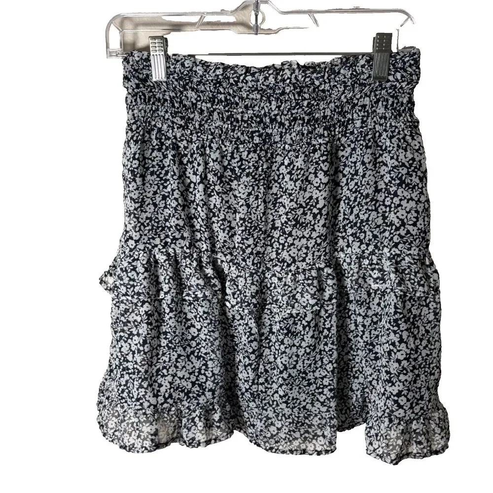 Sienna Sky Skirt Women's Medium Tiered Lined Mini Casual Ruffle